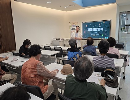 [6월 세대공감 원데이클래스] 강남구 치매안심센터 연계 인지기능 프로그램  「뇌건강 힐링브레인」
